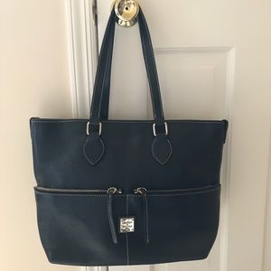 Dooney & Bourke Tote